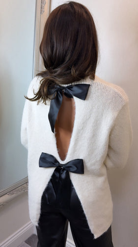 Bow Back Knit