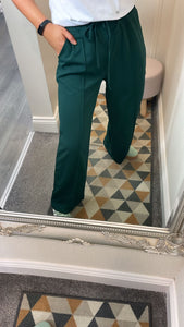 Pin Tuck Jogger Forrest Green