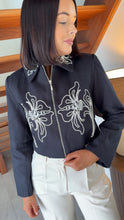 Load image into Gallery viewer, Black cropped jacket