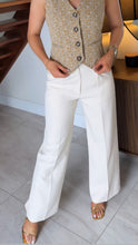 Load image into Gallery viewer, Buttermilk Cream Trouser