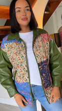 Load image into Gallery viewer, Green quilted jacket leatherette sleeve