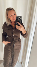 Load image into Gallery viewer, Brown Midi Button Up Dress